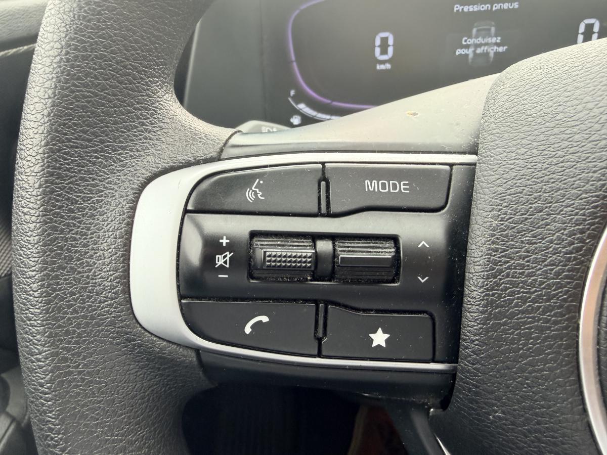 2023 Kia Sportage - Image 19