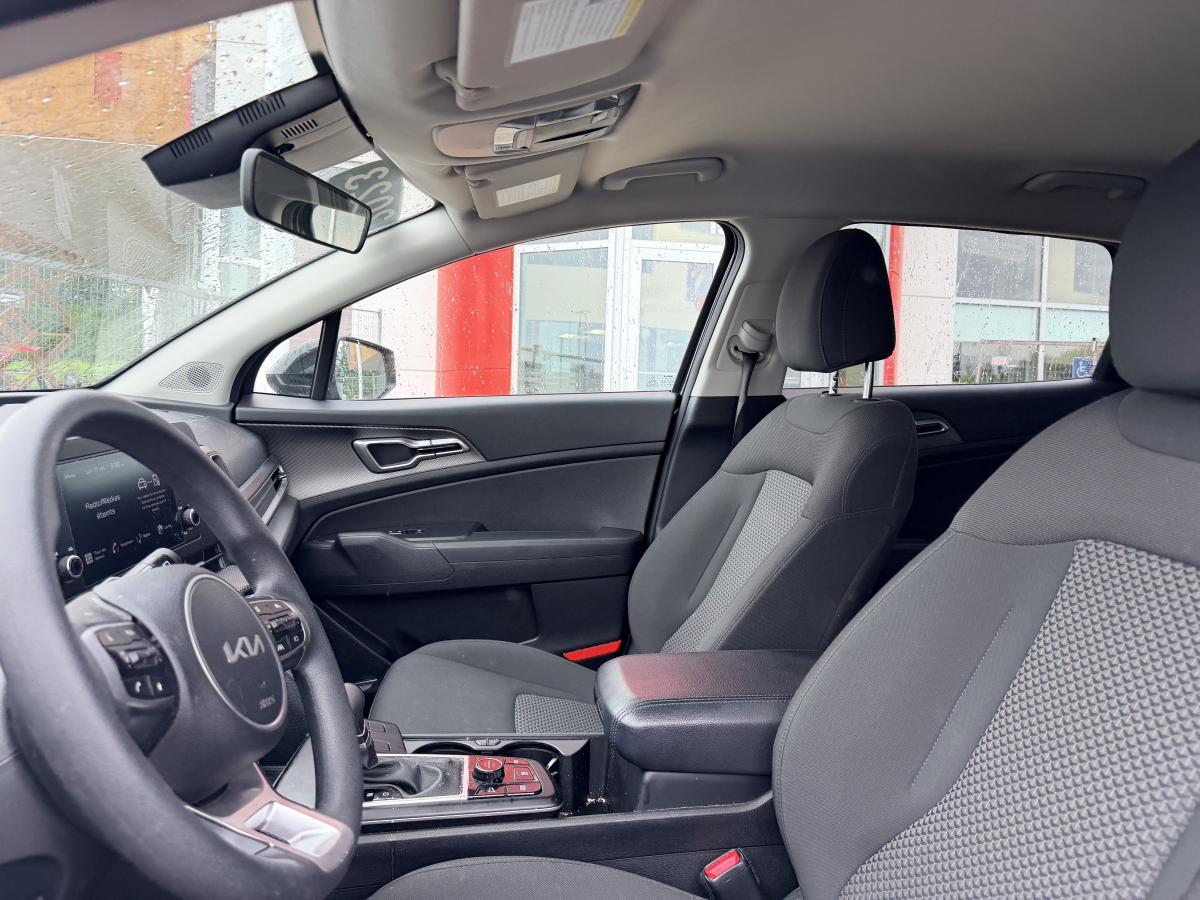 2023 Kia Sportage - Image 20