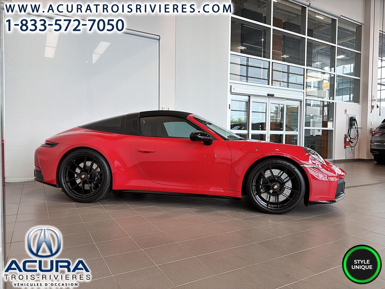 2026 Porsche 911 TARGA 4 GTS T-HYBRID - Image 3