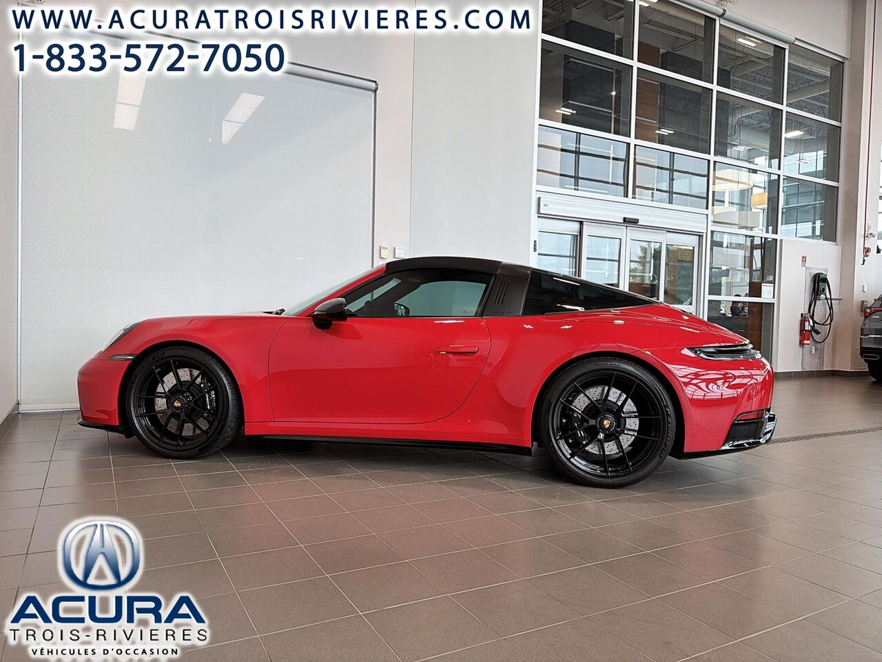 2026 Porsche 911 TARGA 4 GTS T-HYBRID - Image 13