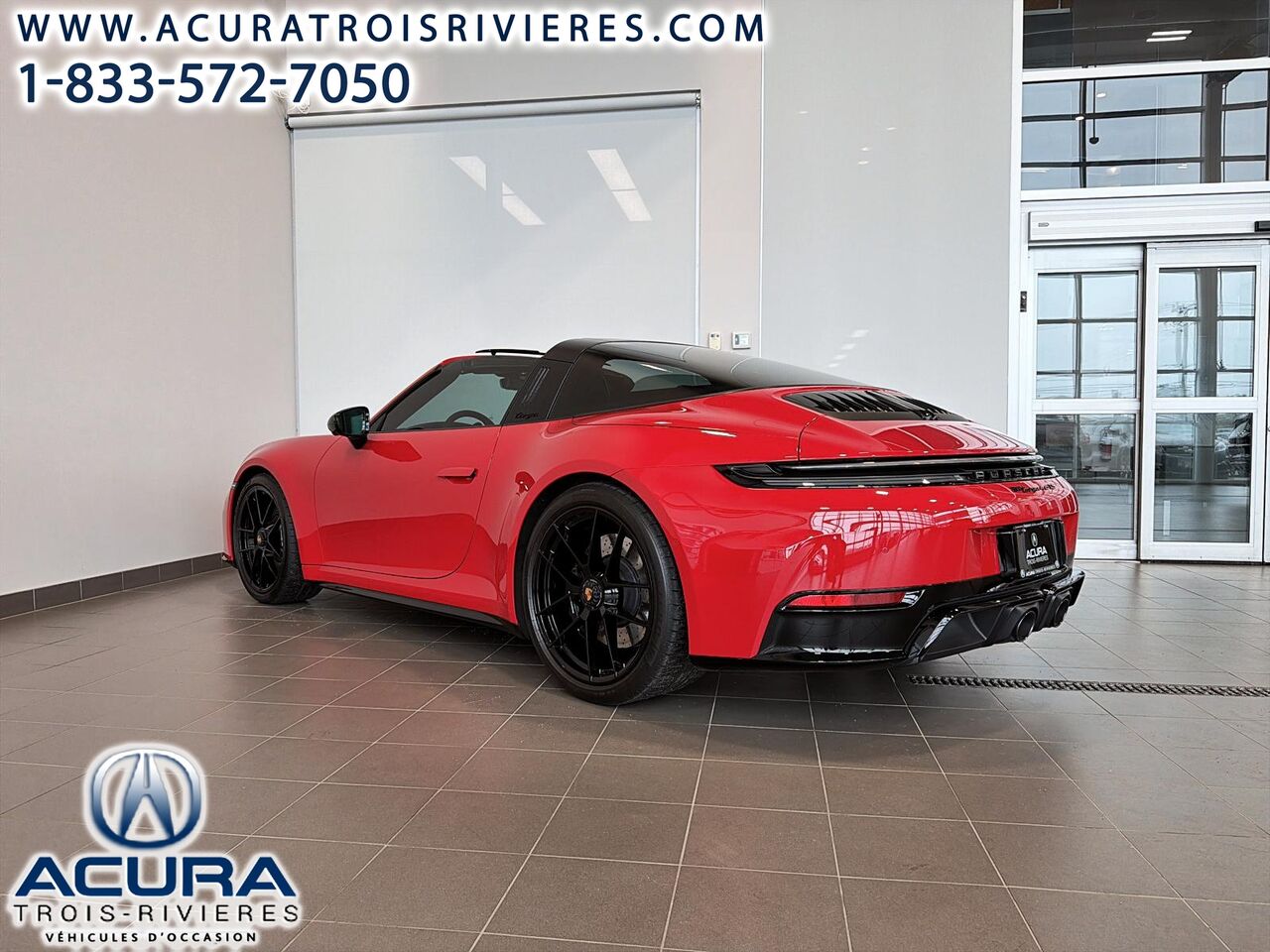 2026 Porsche 911 TARGA 4 GTS T-HYBRID - Image 16