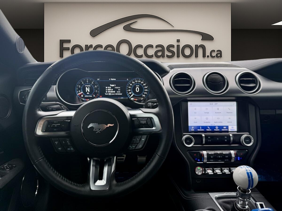 2022 Ford Mustang - Image 17