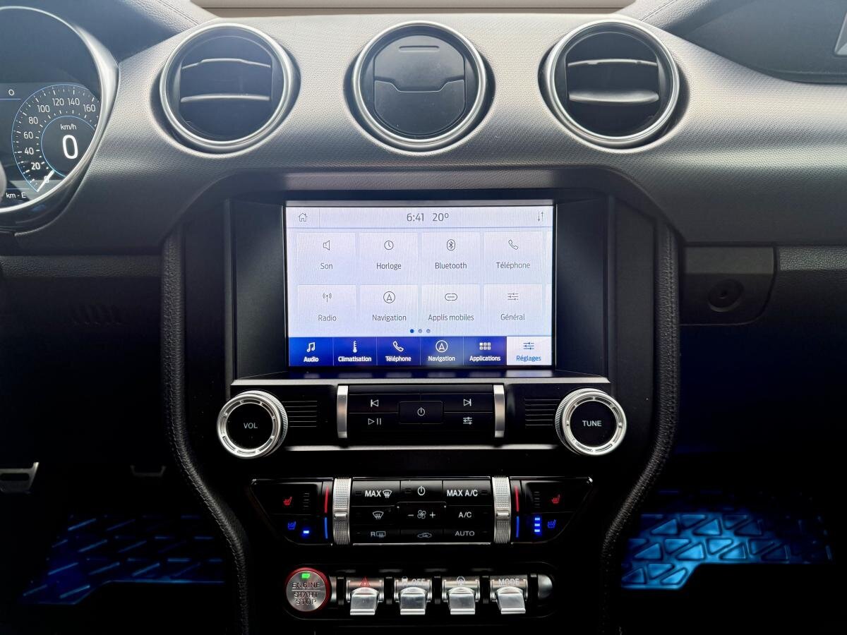 2022 Ford Mustang - Image 18