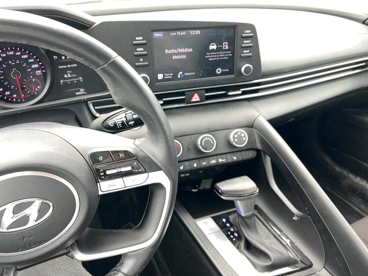 2023 Hyundai Elantra - Image 17
