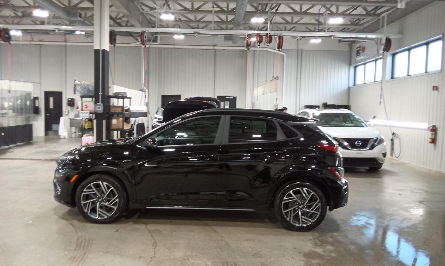2022 Hyundai Kona - Image 3