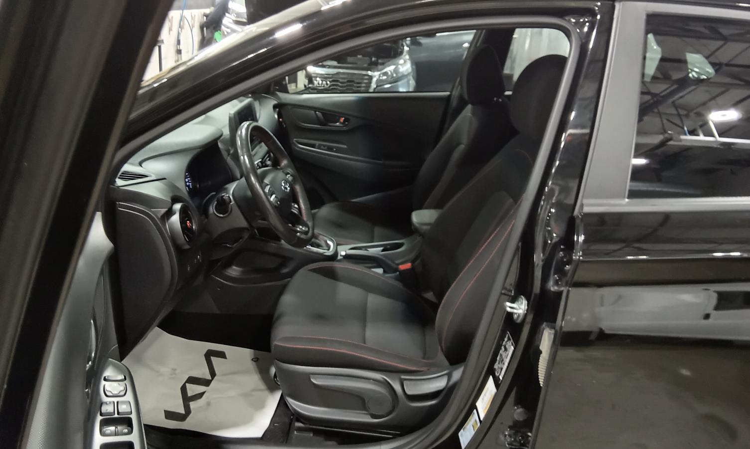 2022 Hyundai Kona - Image 17