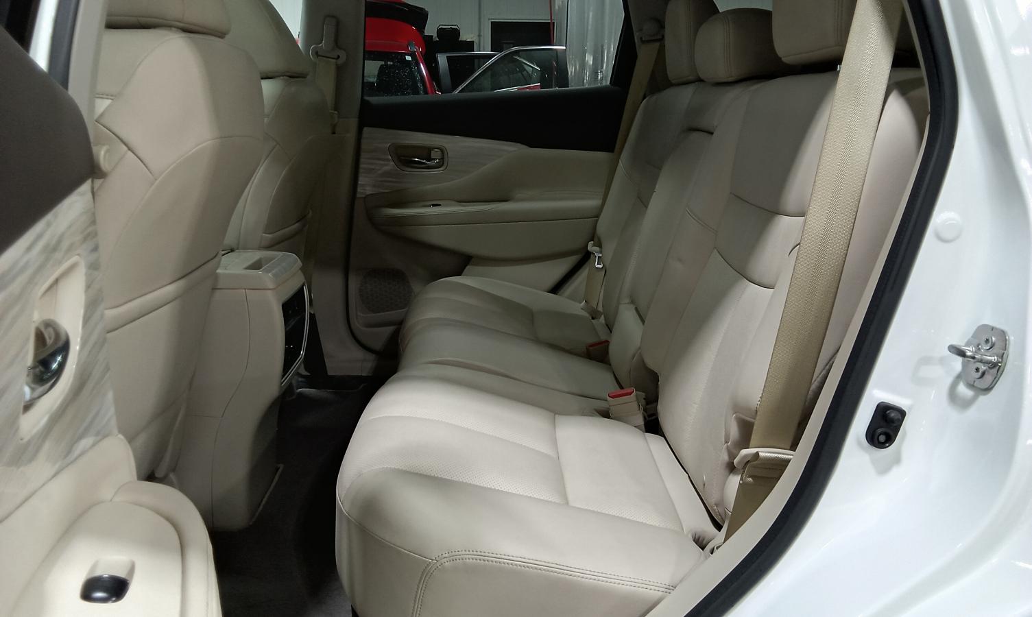 2018 Nissan Murano - Image 9