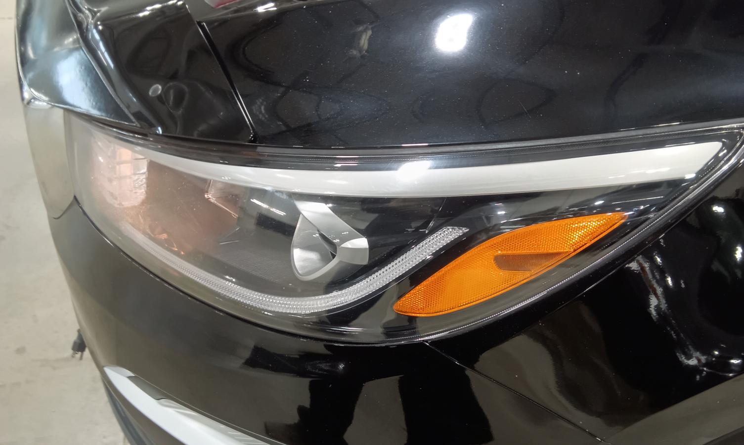 2019 Kia Sedona - Image 1
