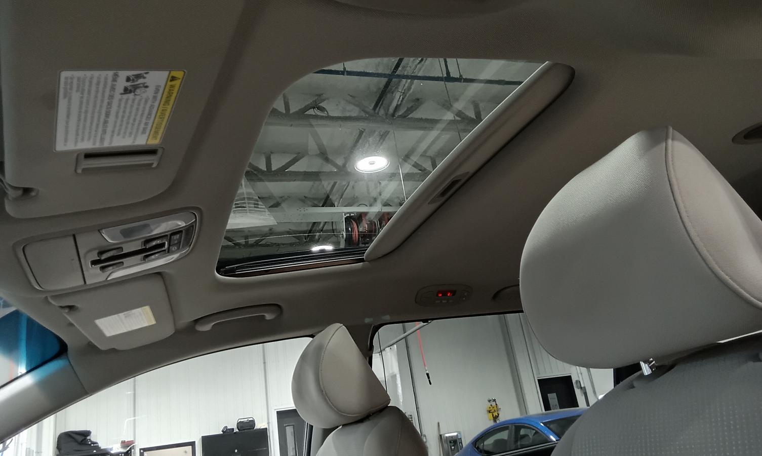 2019 Kia Sedona - Image 12