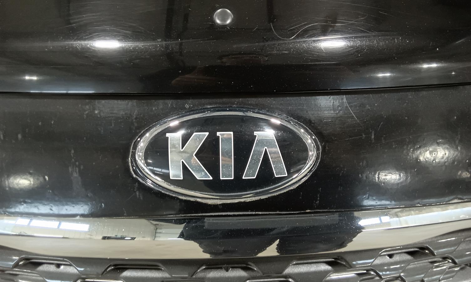 2019 Kia Sedona - Image 14