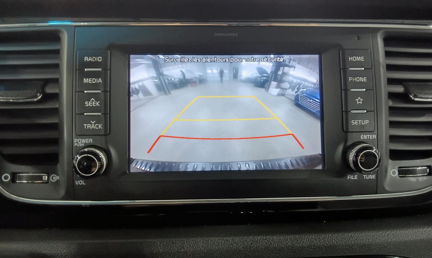 2019 Kia Sedona - Image 18