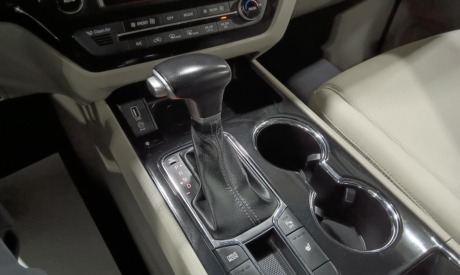 2019 Kia Sedona - Image 19