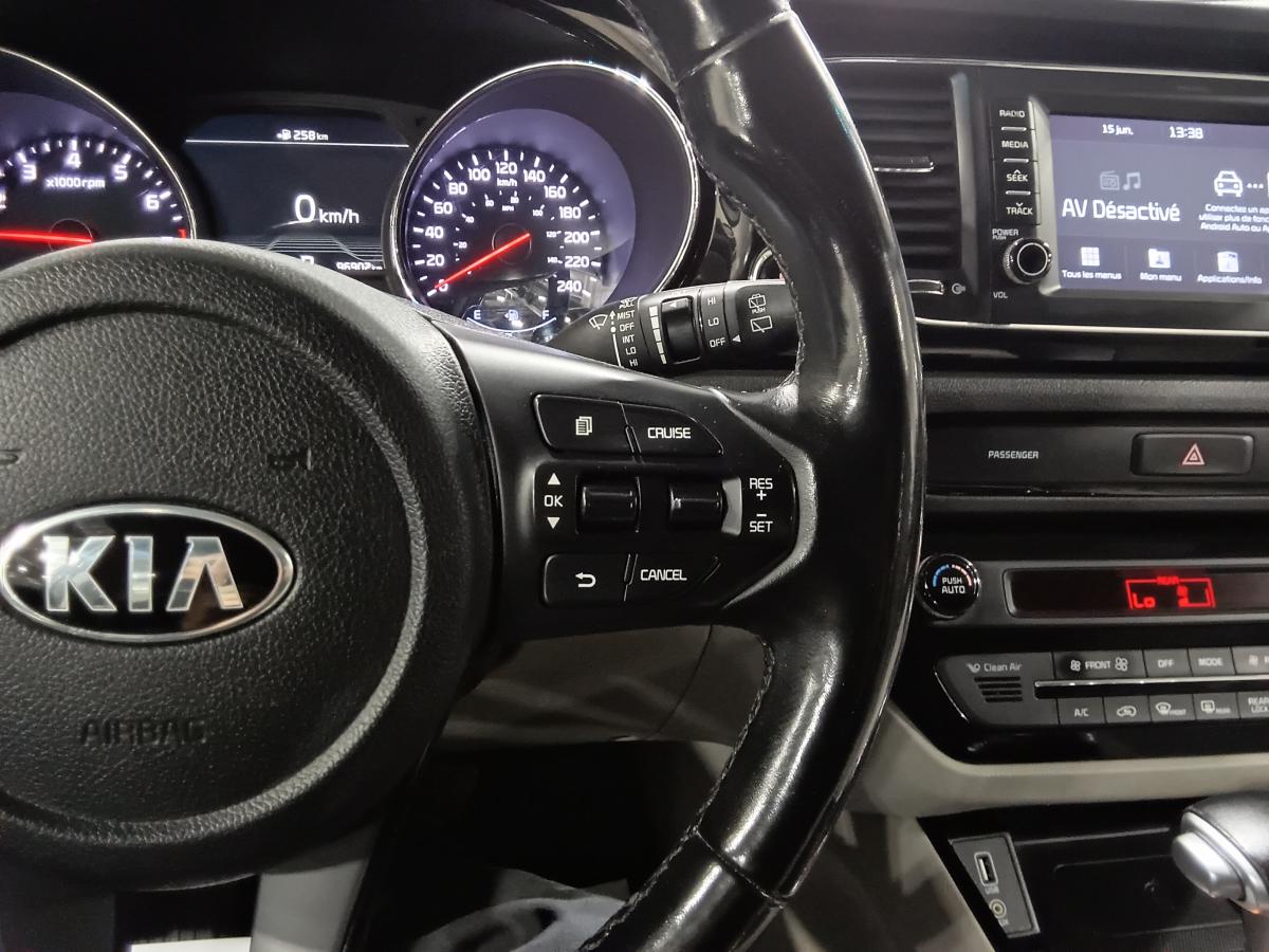 2019 Kia Sedona - Image 23