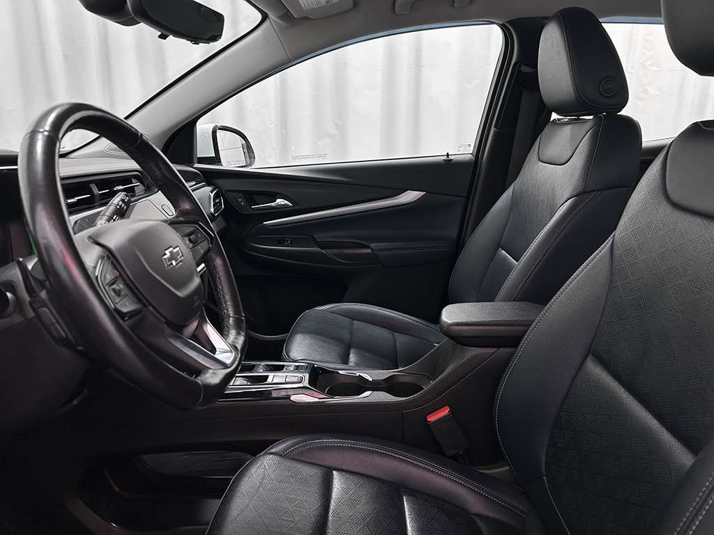 2022 Chevrolet Bolt EUV - Image 16