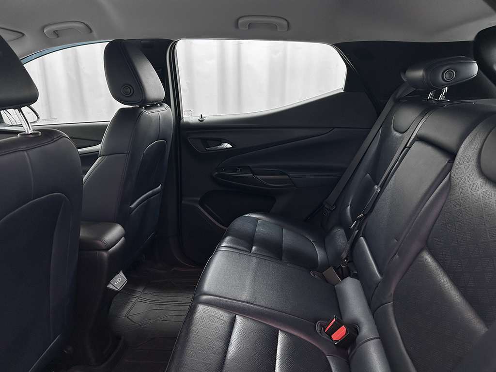 2022 Chevrolet Bolt EUV - Image 17