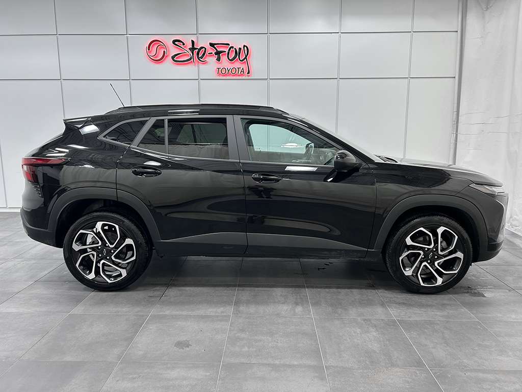 2025 Chevrolet Trax - Image 7