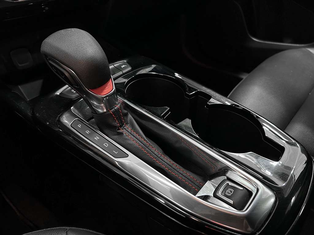 2025 Chevrolet Trax - Image 12
