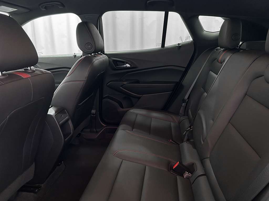2025 Chevrolet Trax - Image 16