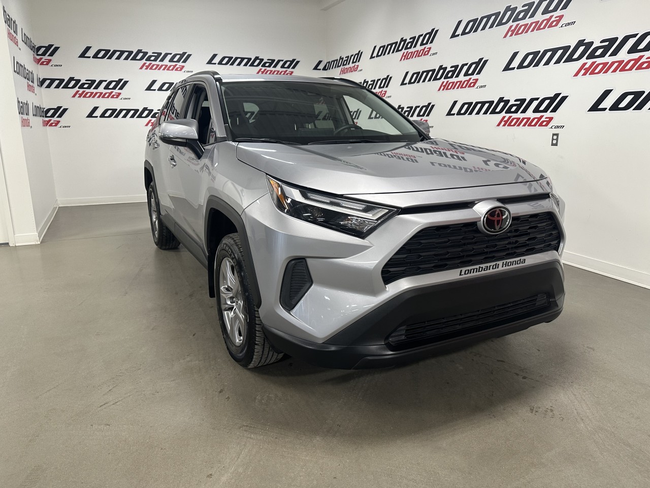 2023 Toyota RAV4 - Image 5