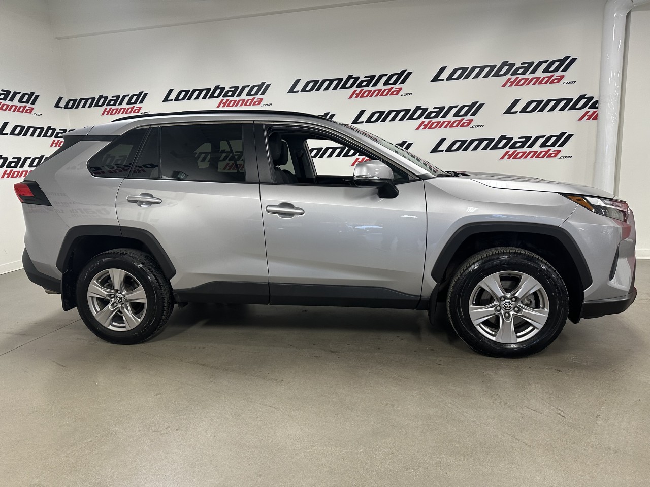 2023 Toyota RAV4 - Image 7