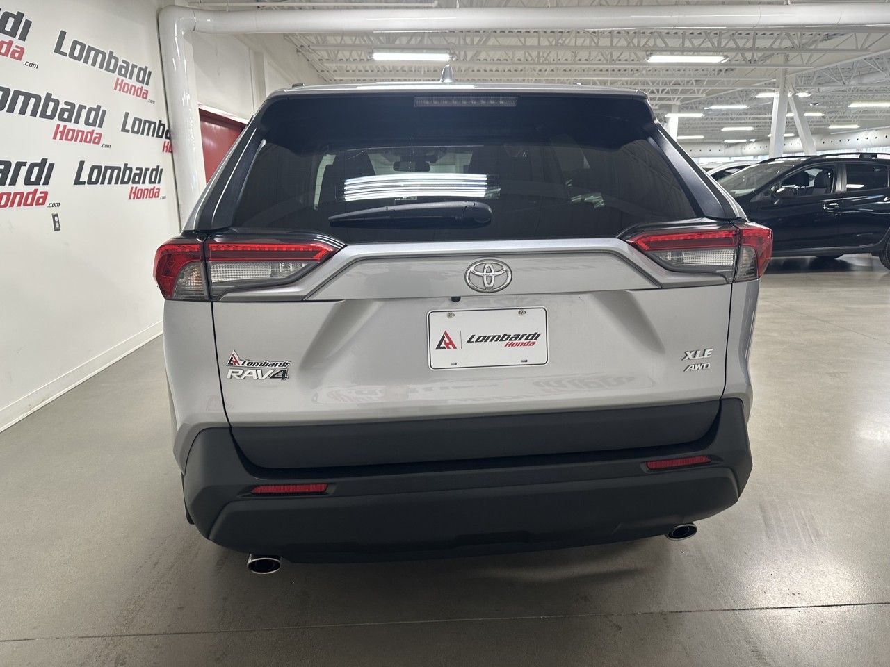 2023 Toyota RAV4 - Image 9