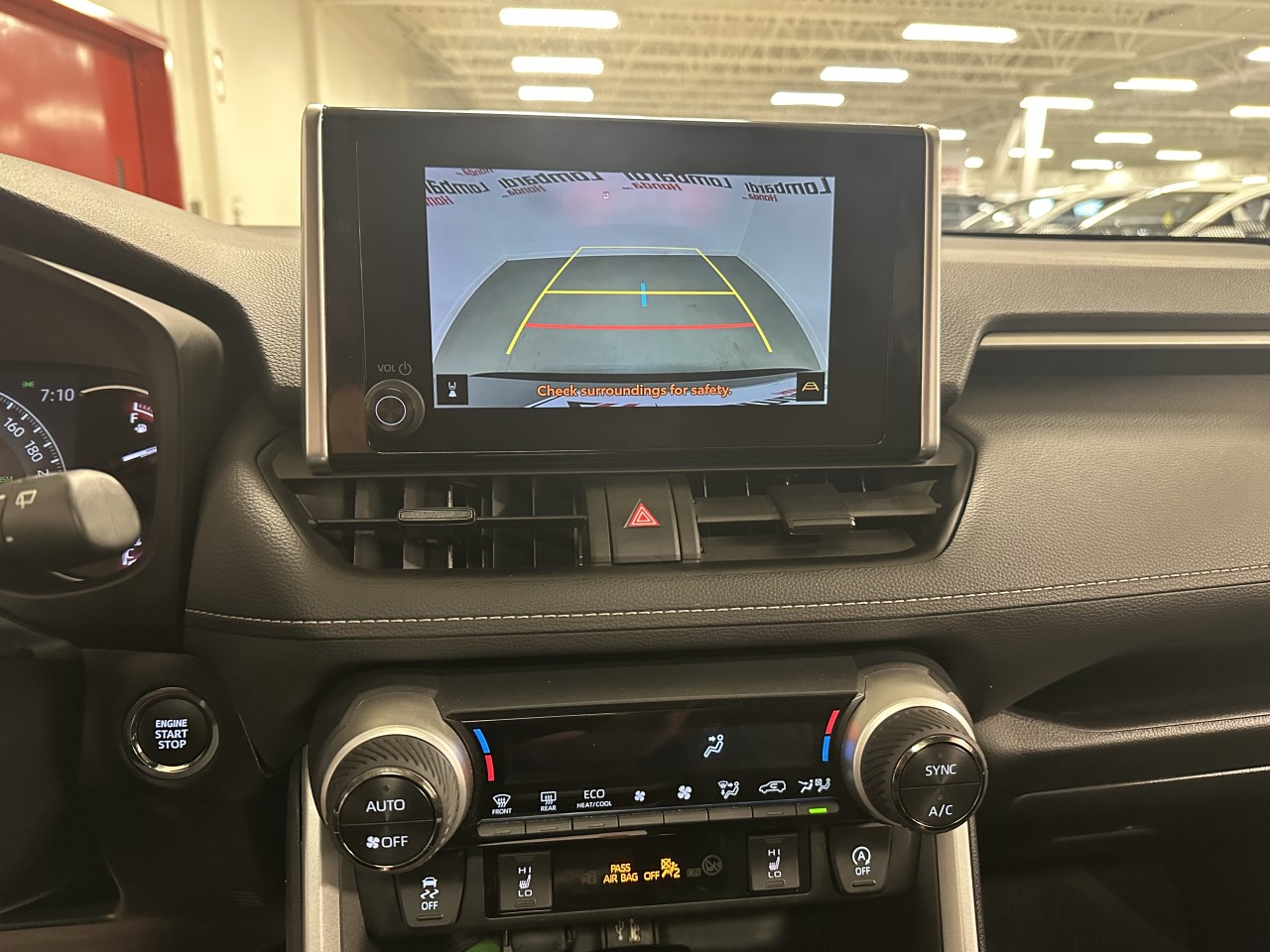 2023 Toyota RAV4 - Image 19