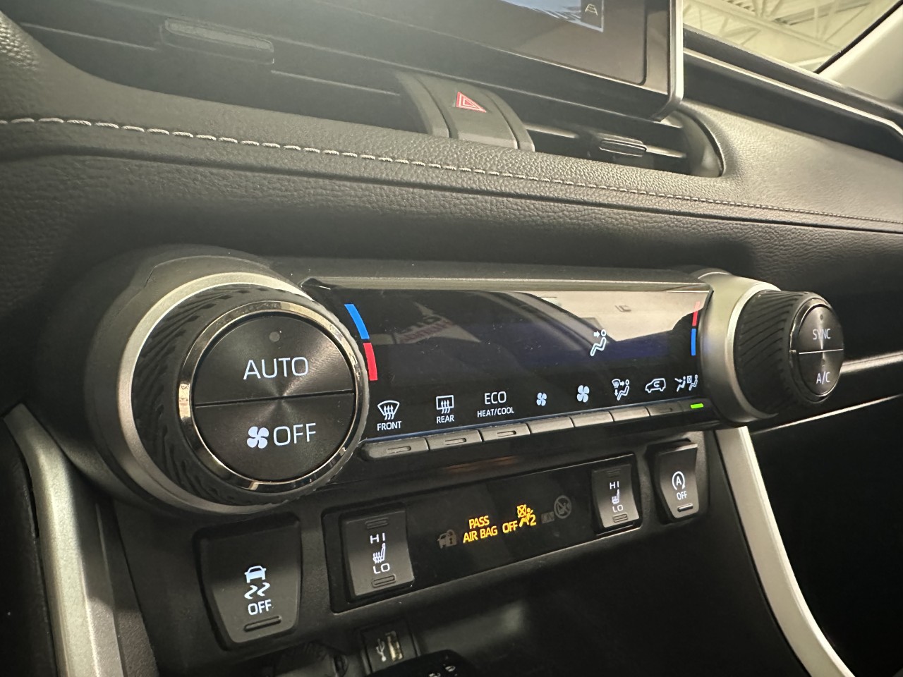2023 Toyota RAV4 - Image 21