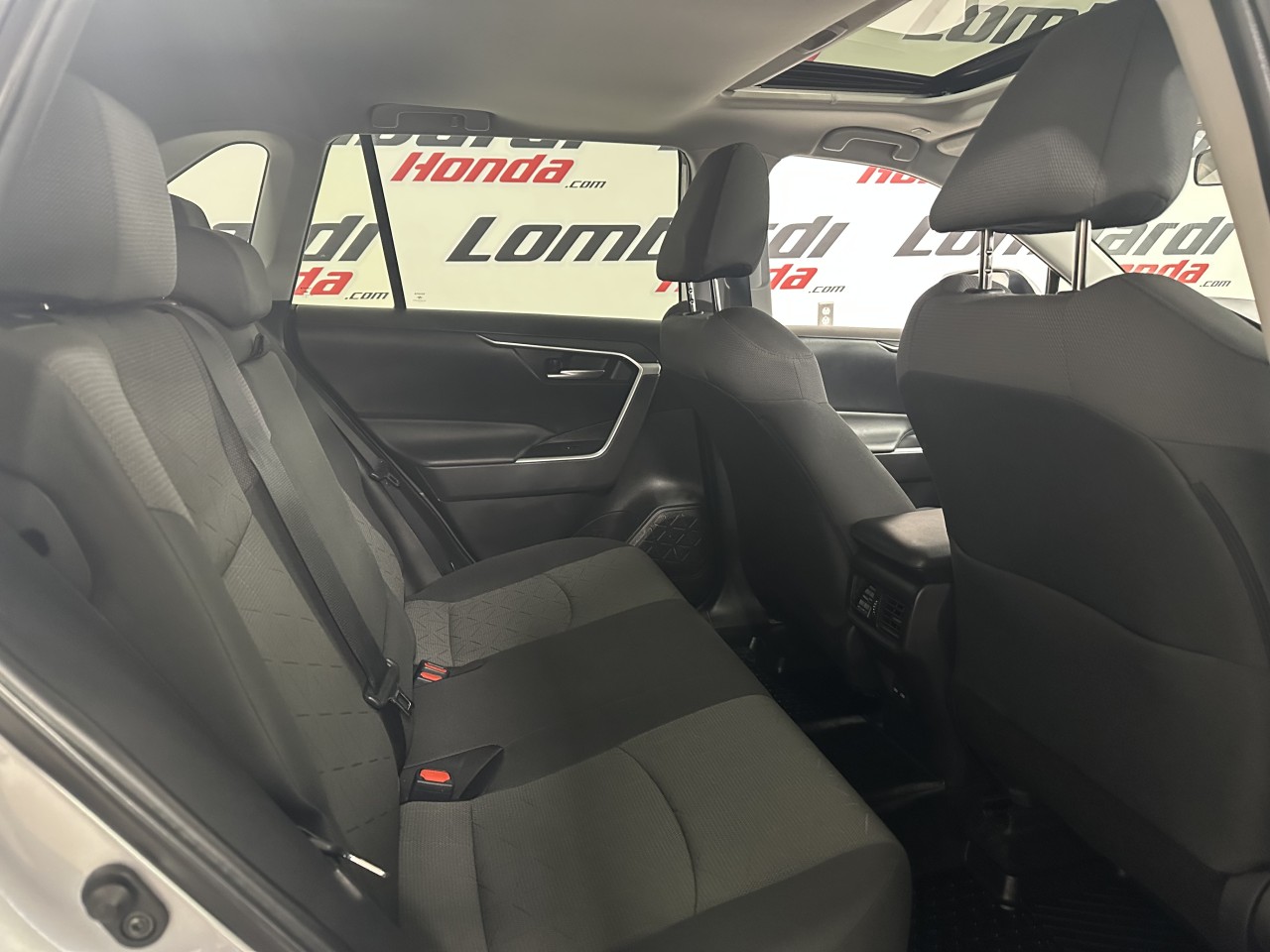 2023 Toyota RAV4 - Image 24