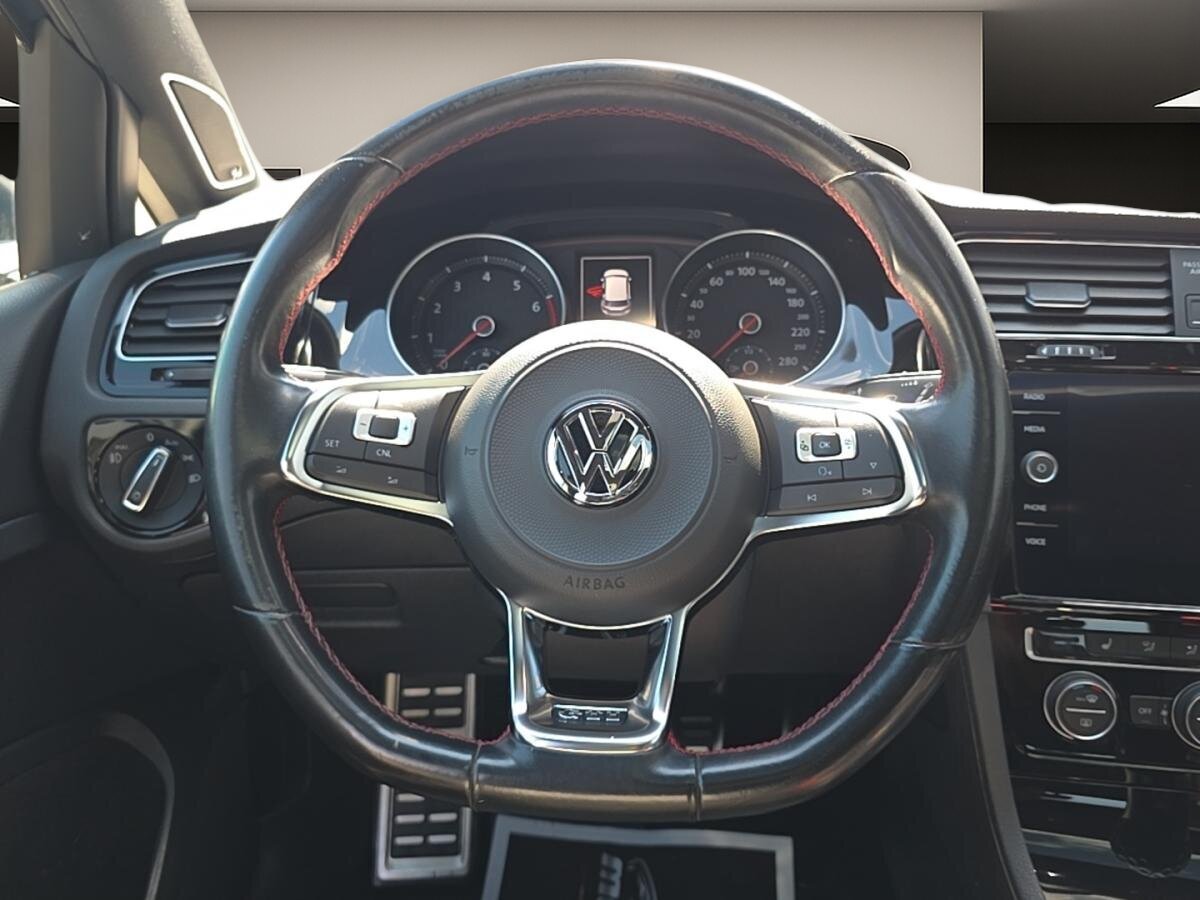2018 Volkswagen Golf GTI - Image 15