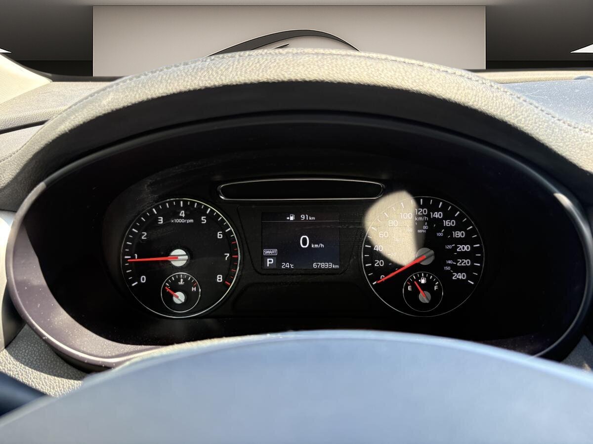 2019 Kia Sorento - Image 12