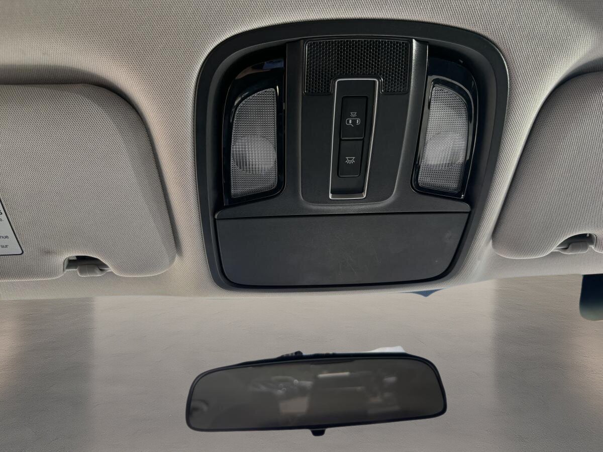 2019 Kia Sorento - Image 19