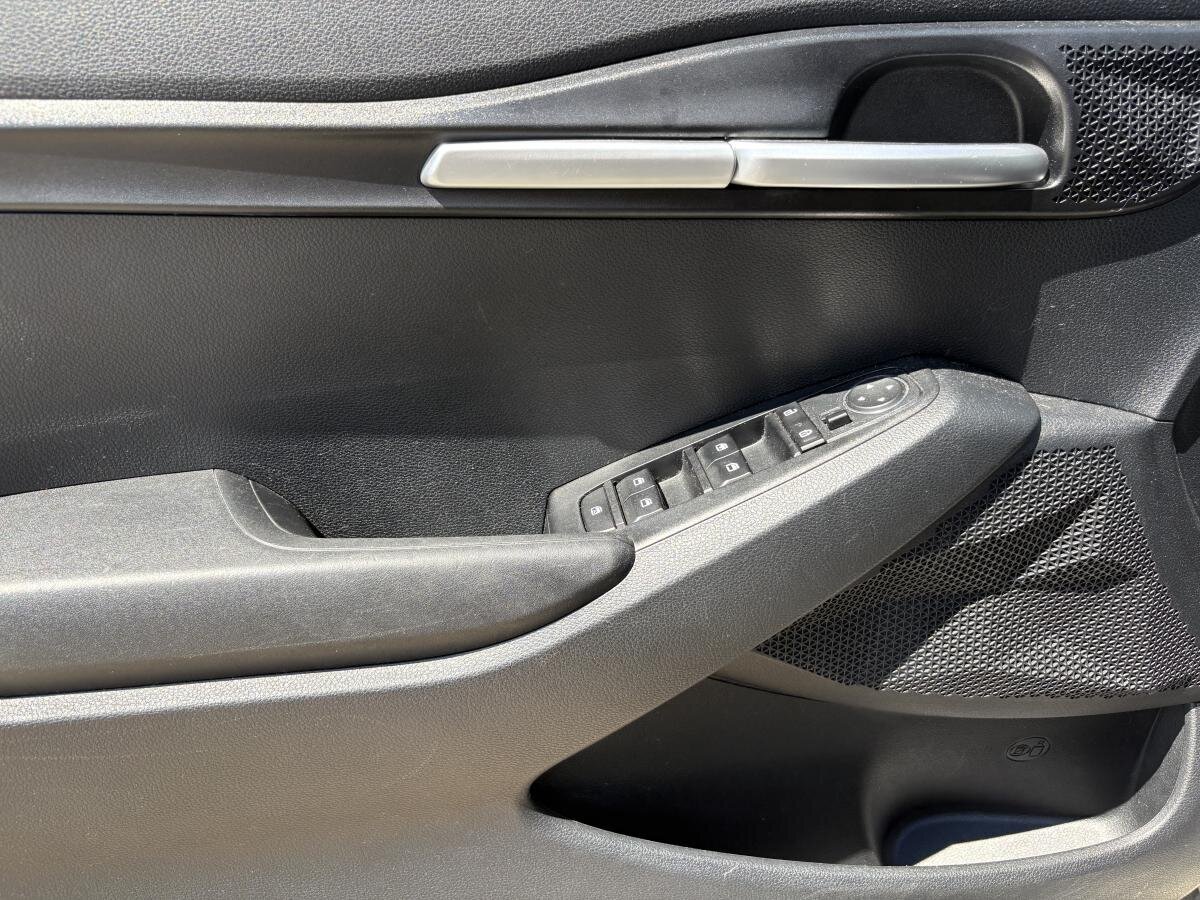 2021 Kia Seltos - Image 21