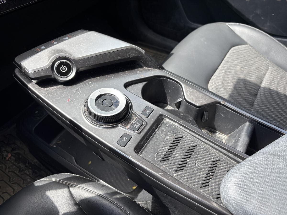 2024 Kia EV6 - Image 19