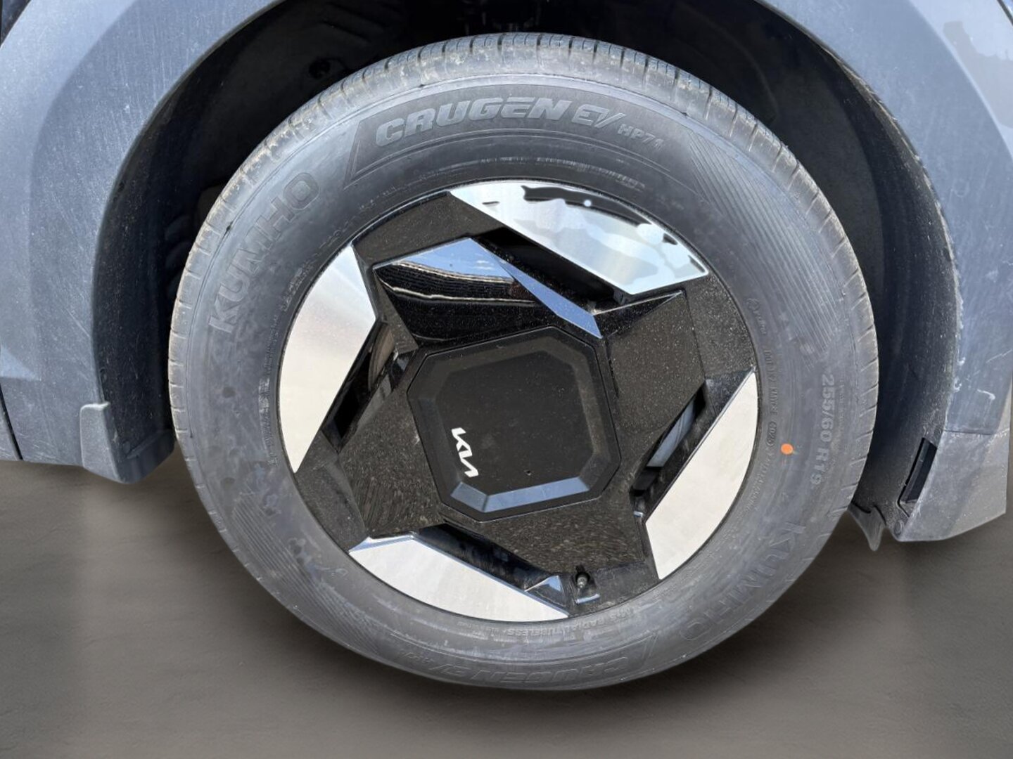 2024 Kia EV9 - Image 13