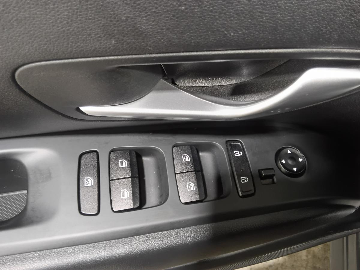 2023 Hyundai Tucson - Image 14