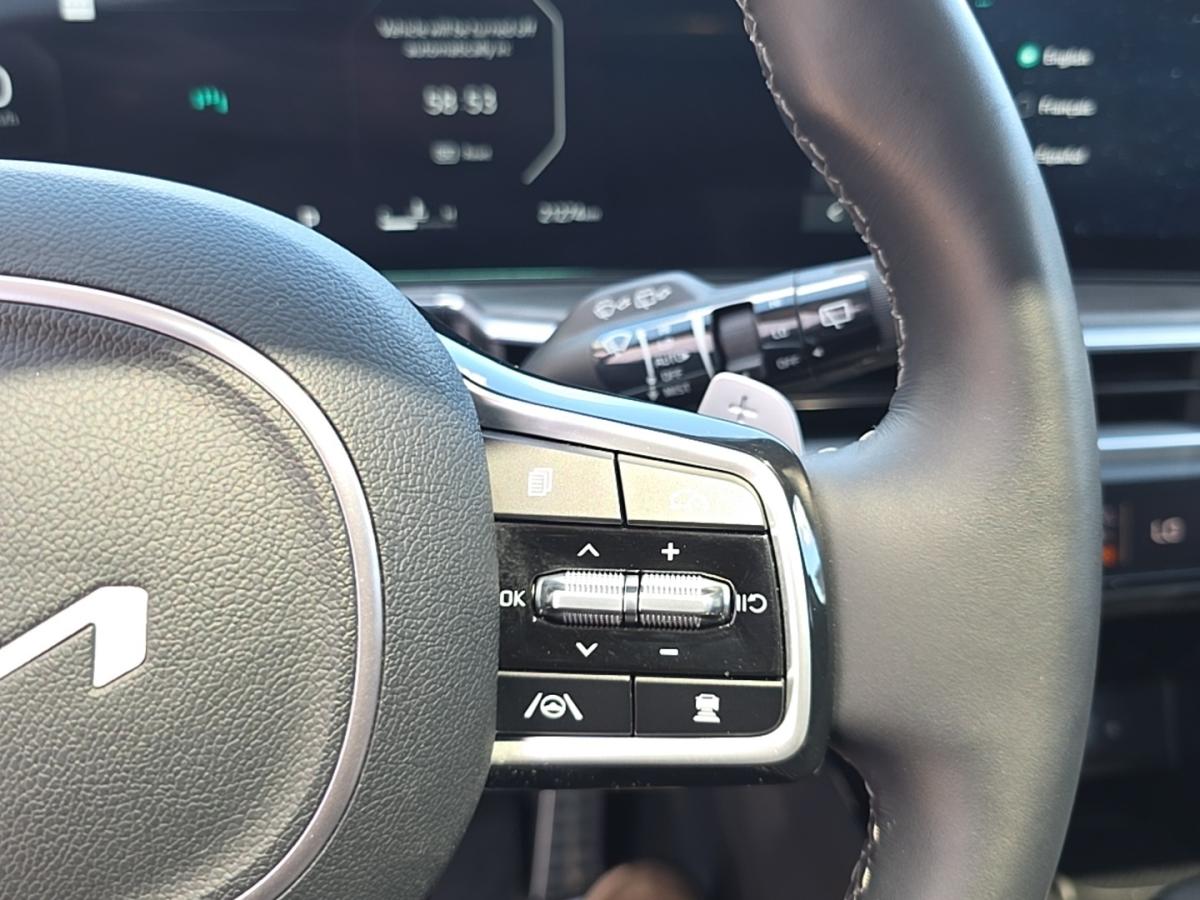 2024 Kia Sorento - Image 25