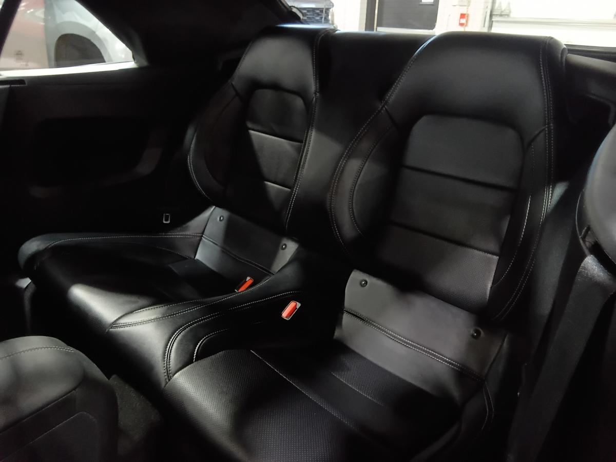 2025 Ford Mustang - Image 25