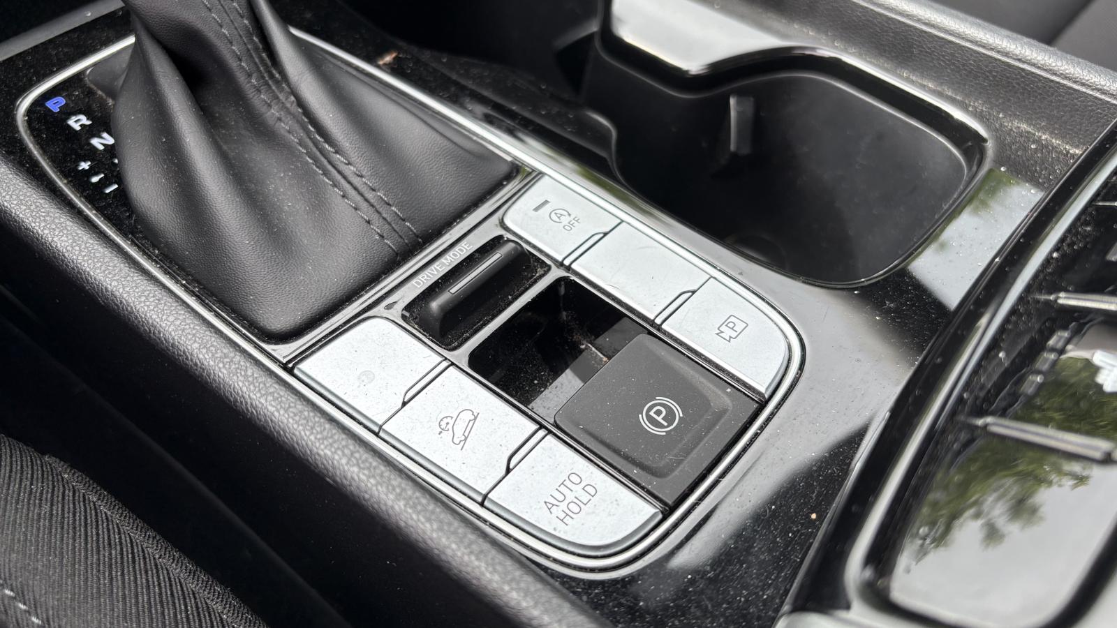 2022 Hyundai Tucson - Image 22