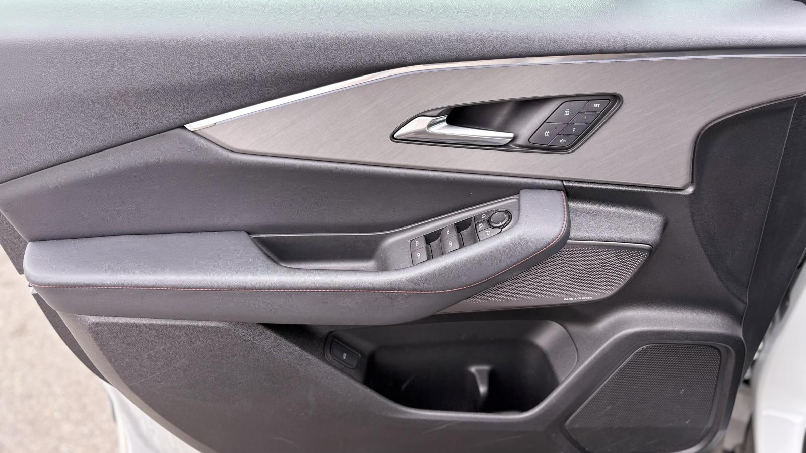2024 Acura ZDX - Image 8