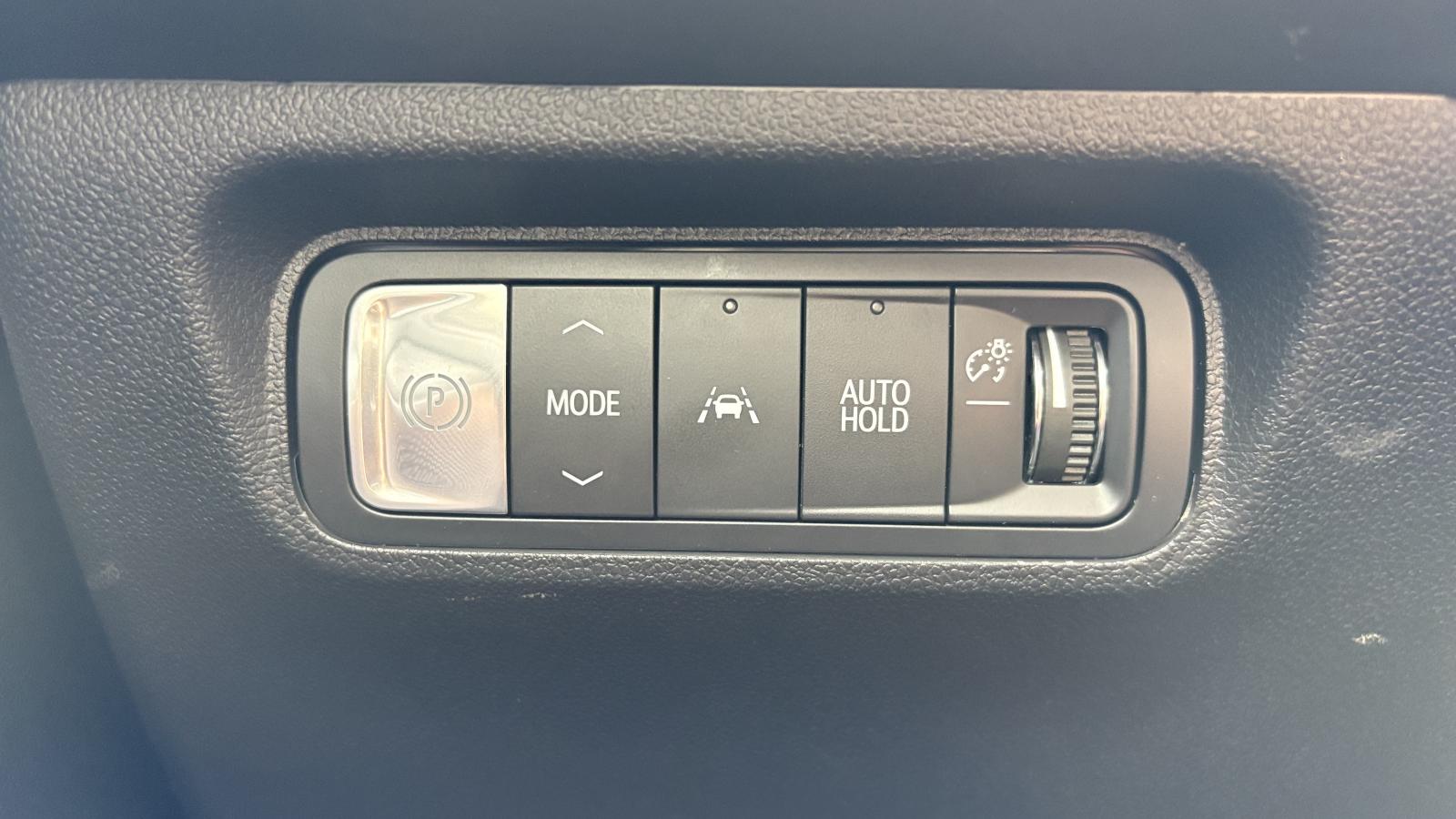 2024 Acura ZDX - Image 17