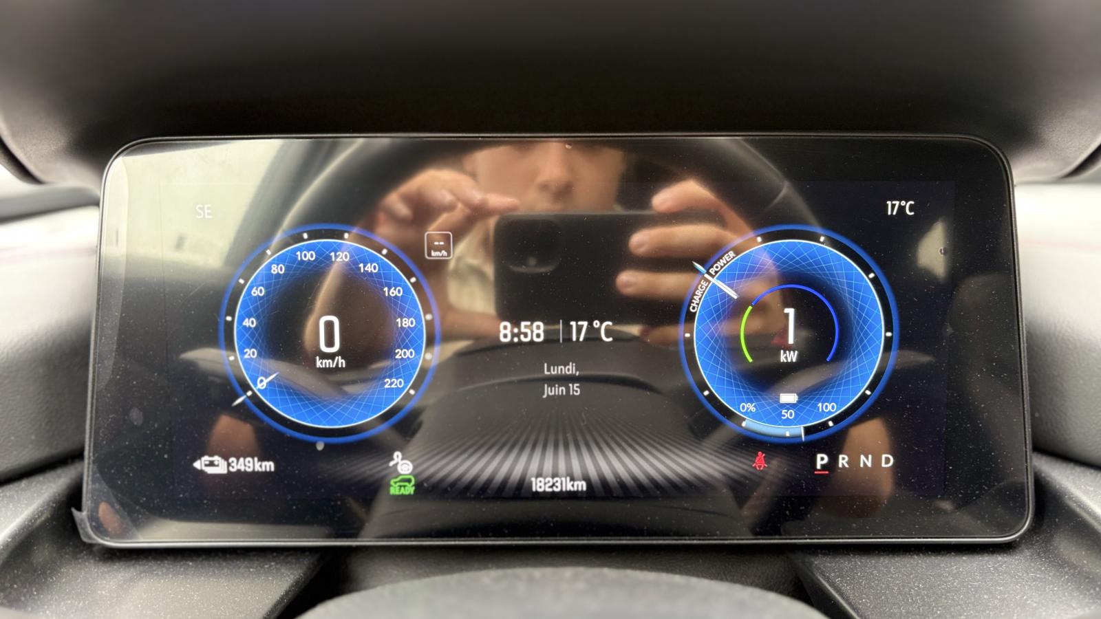 2024 Acura ZDX - Image 23