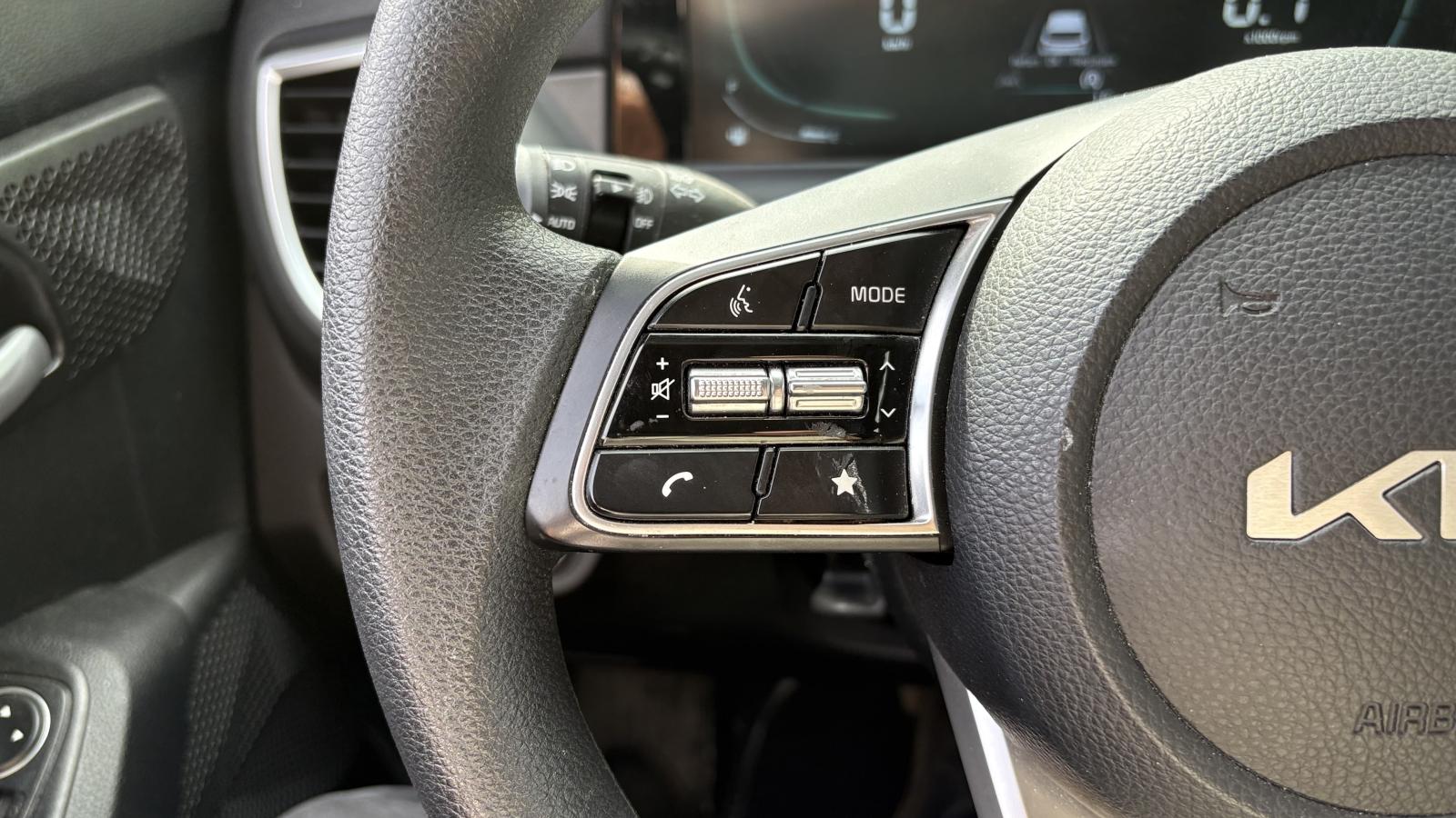 2024 Kia Seltos - Image 14