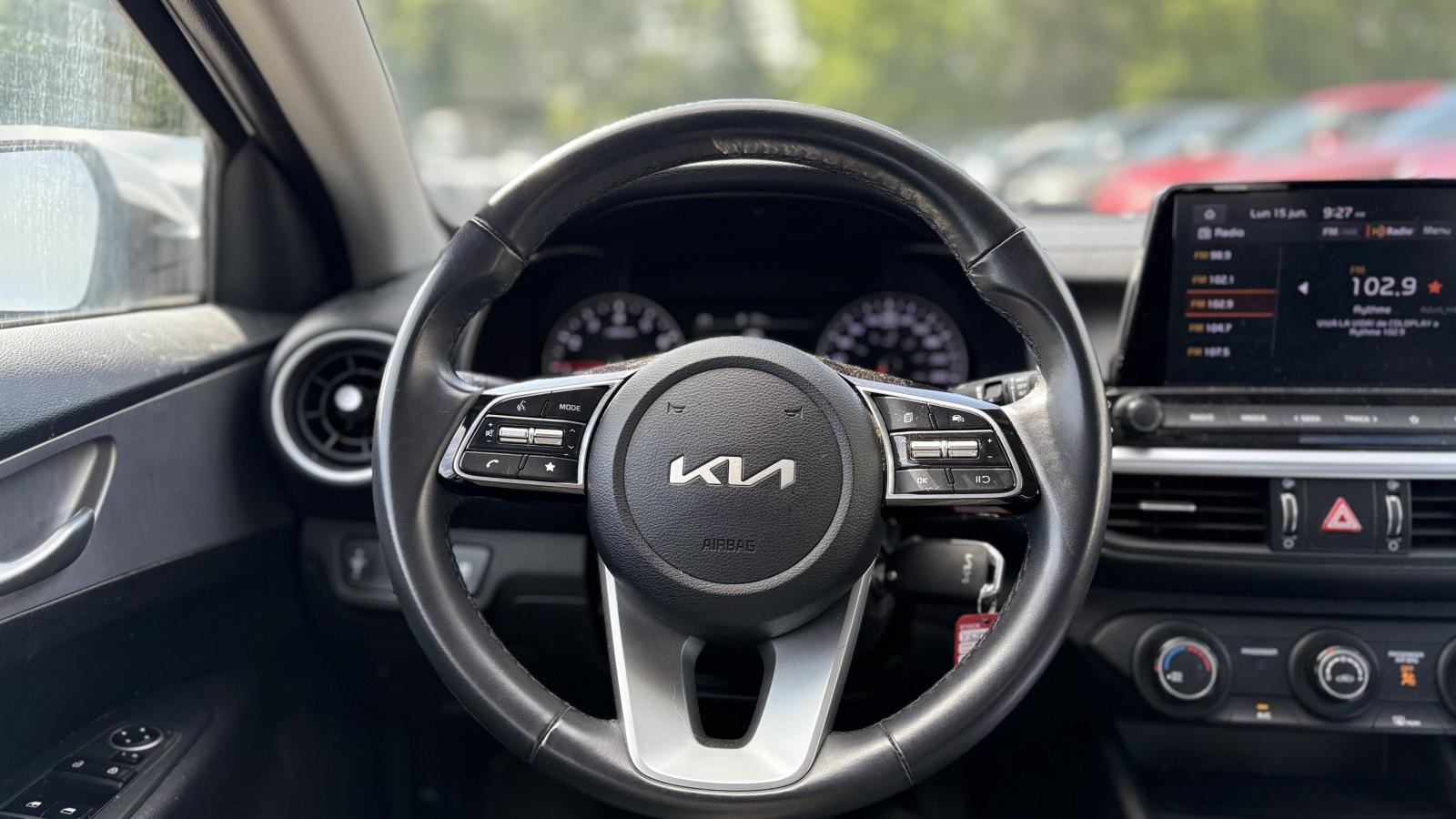 2022 Kia Forte - Image 8