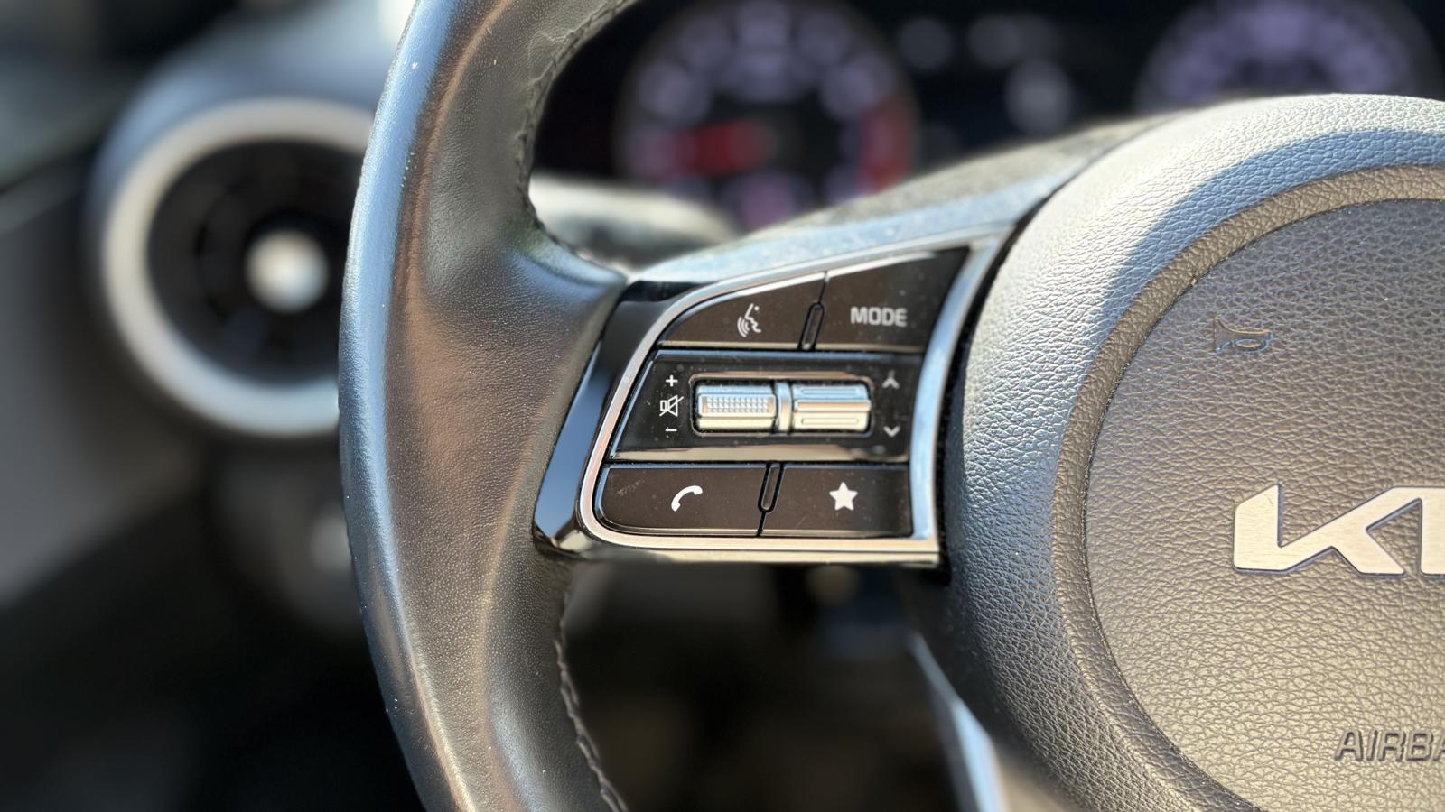 2022 Kia Forte - Image 14