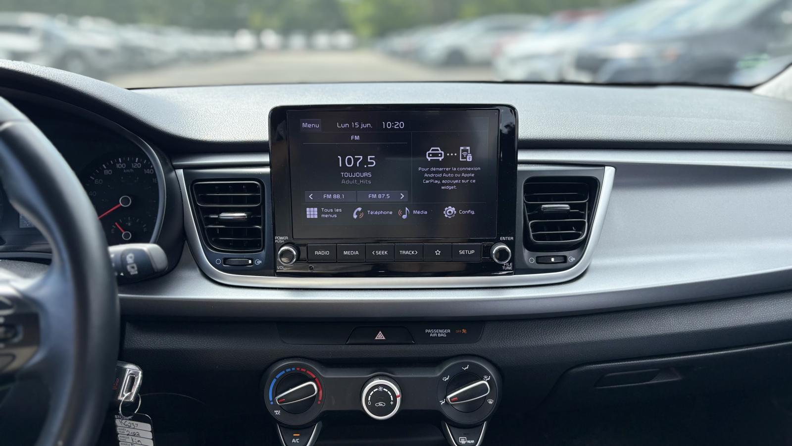 2022 Kia Rio5 - Image 18