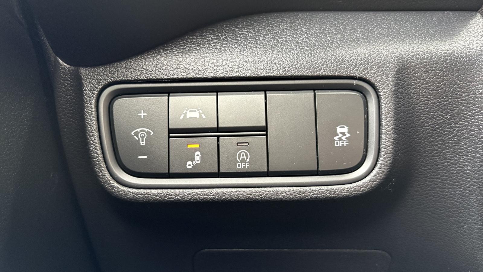 2020 Kia Soul - Image 13