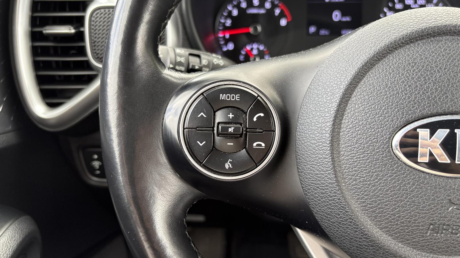 2020 Kia Soul - Image 14