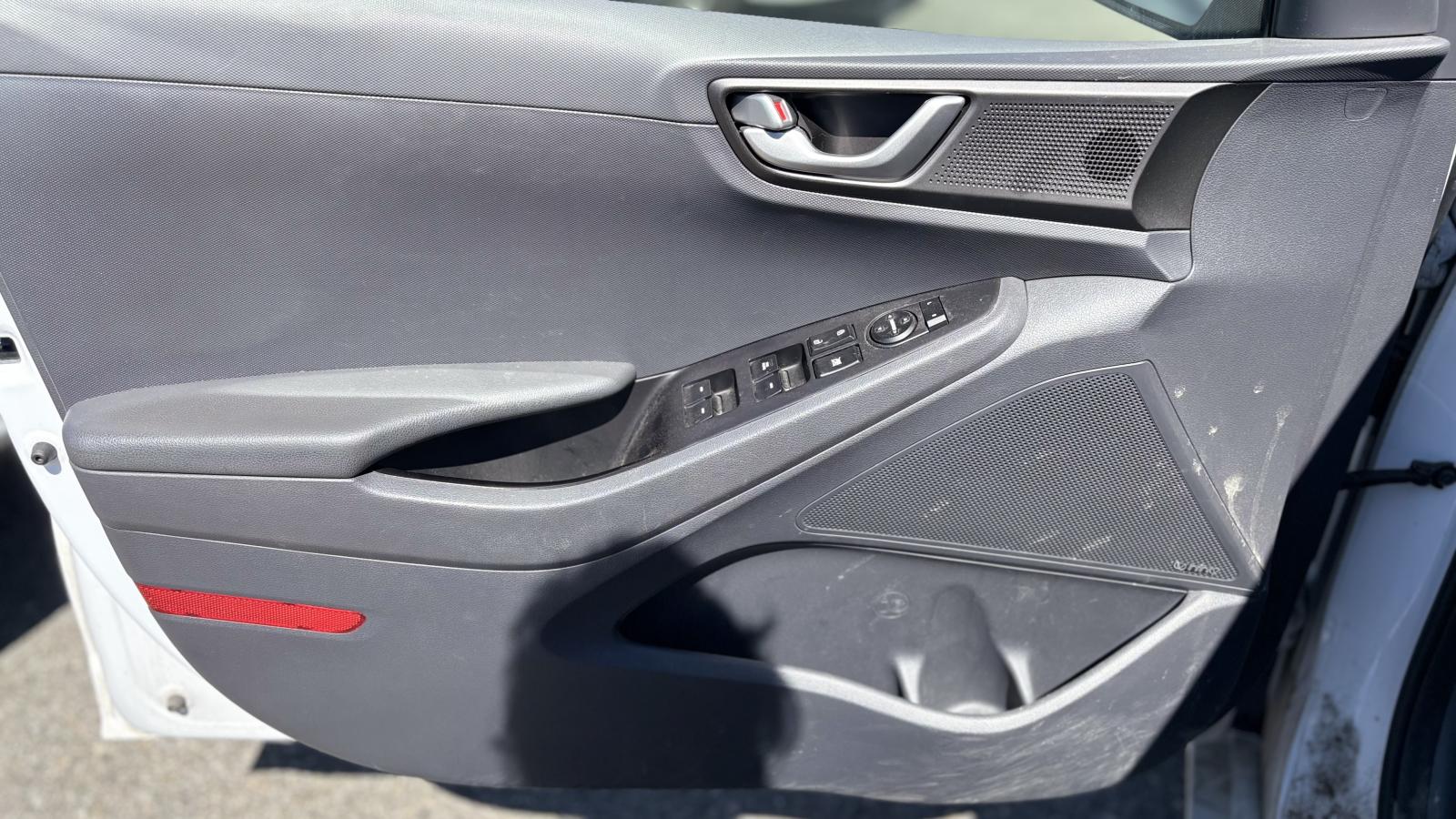 2019 Hyundai Accent - Image 10
