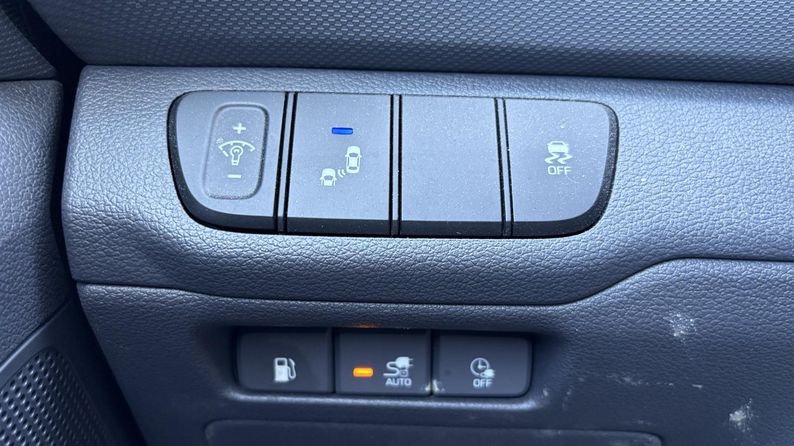 2019 Hyundai Accent - Image 14