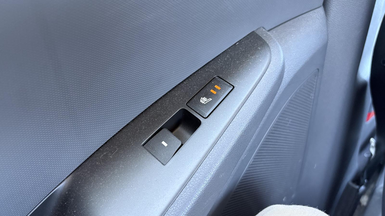 2019 Hyundai Accent - Image 27